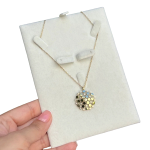 collier RF1002