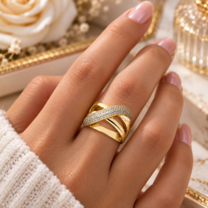 Bague Dorée Croisée Éclat