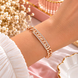 Bracelet gourmette rose doré à plaque géométrique et zircons