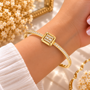 Bracelet Jonc Doré Carré avec Zircons