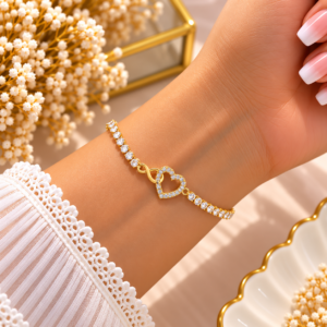 Bracelet Cœur Doré avec Zircons Scintillants
