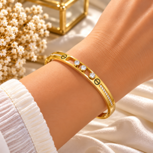 Bracelet Jonc Doré à Trois Pierres